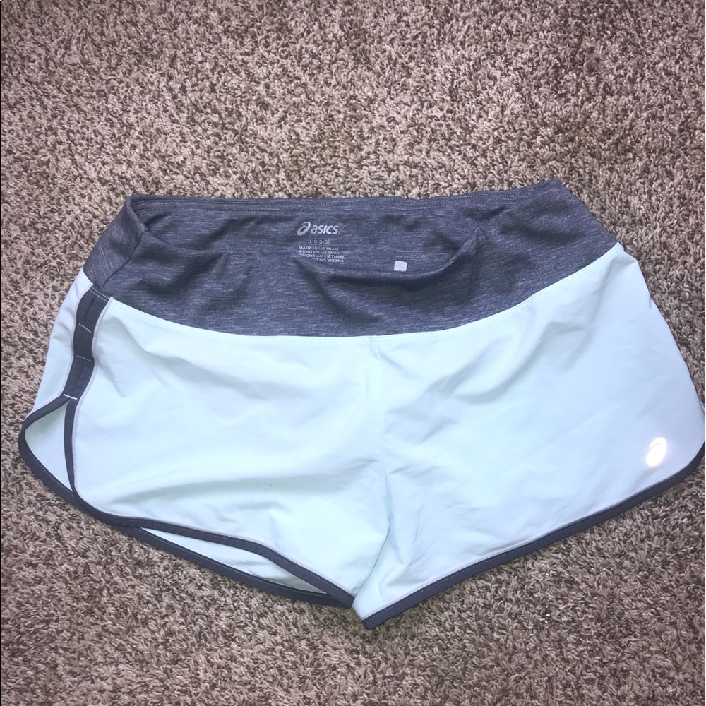 Athletic shorts